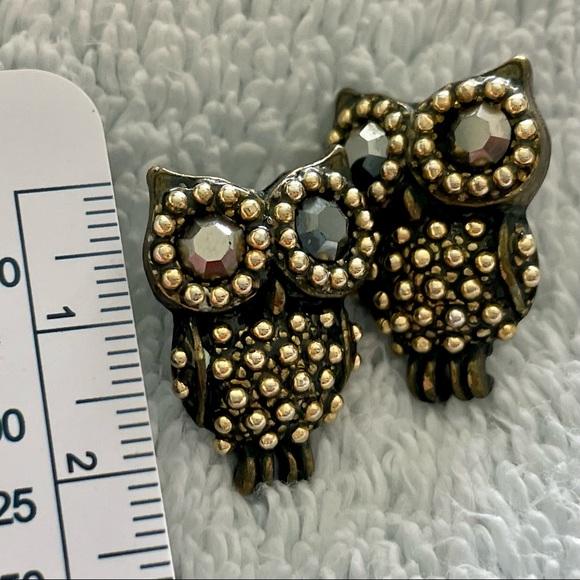 ModCloth Owl Stud Earrings - Picture 4 of 4